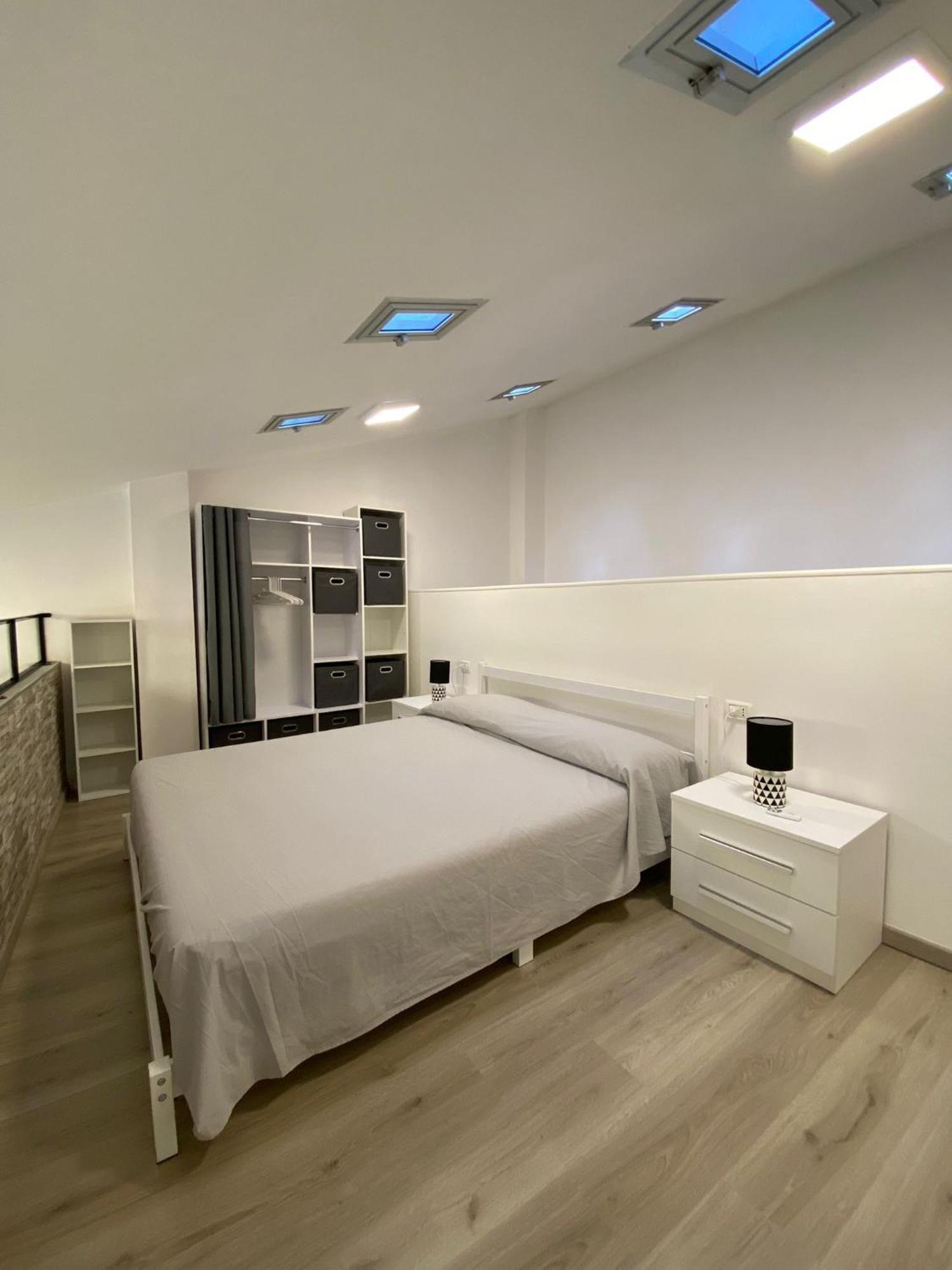 La Gatta Sul Tetto Apartment Кастильоне дел Лаго Екстериор снимка